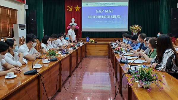 Phối hợp chặt chẽ với các cơ quan báo chí trong công tác truyền thông
